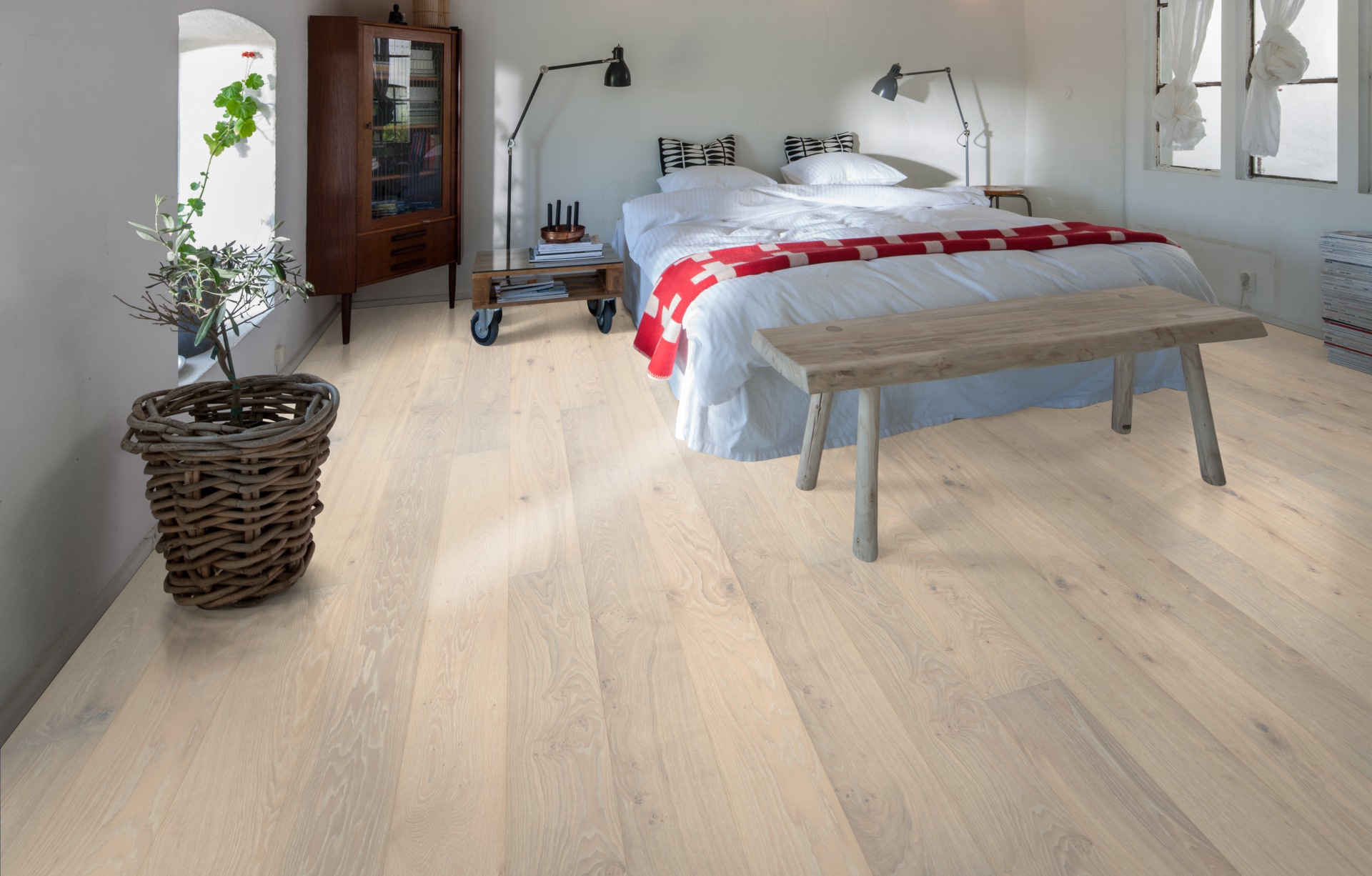 Паркетная доска Kahrs Новая классика Дуб Блонд Nouveau Blonde 151N8AEKP1KW240 Lively 2420×187×15 фото в интерьере Паркетная доска Kahrs Новая классика Дуб Блонд Nouveau Blonde 151N8AEKP1KW240 Lively 2420×187×15 фото в интерьере